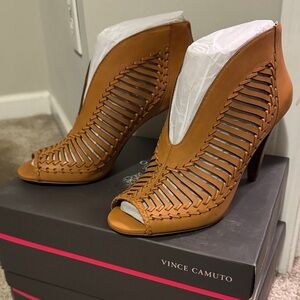 Vince Camuto Brick Acha Pumps